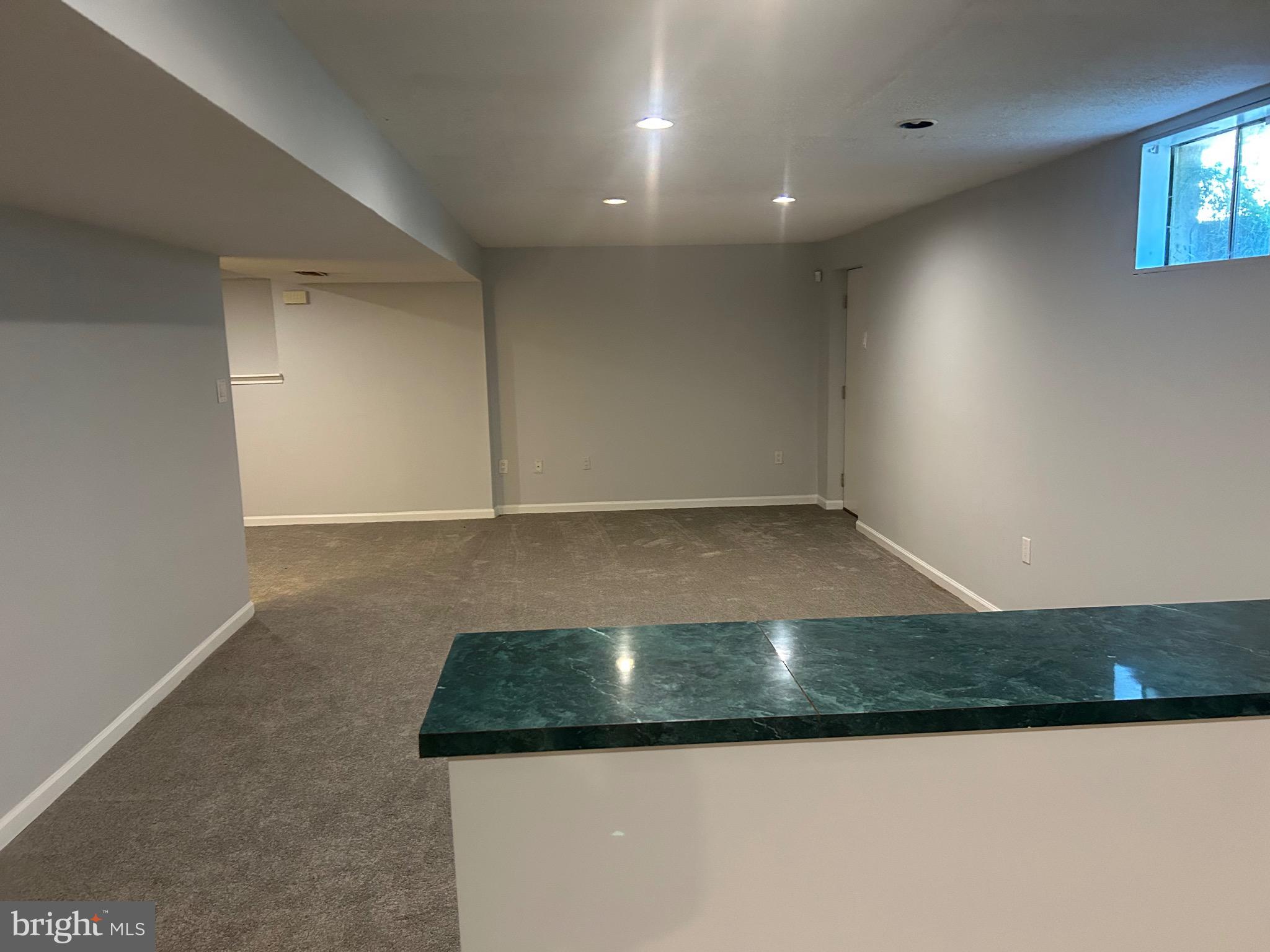 TALL OAKS CROSSING - Residential Lease