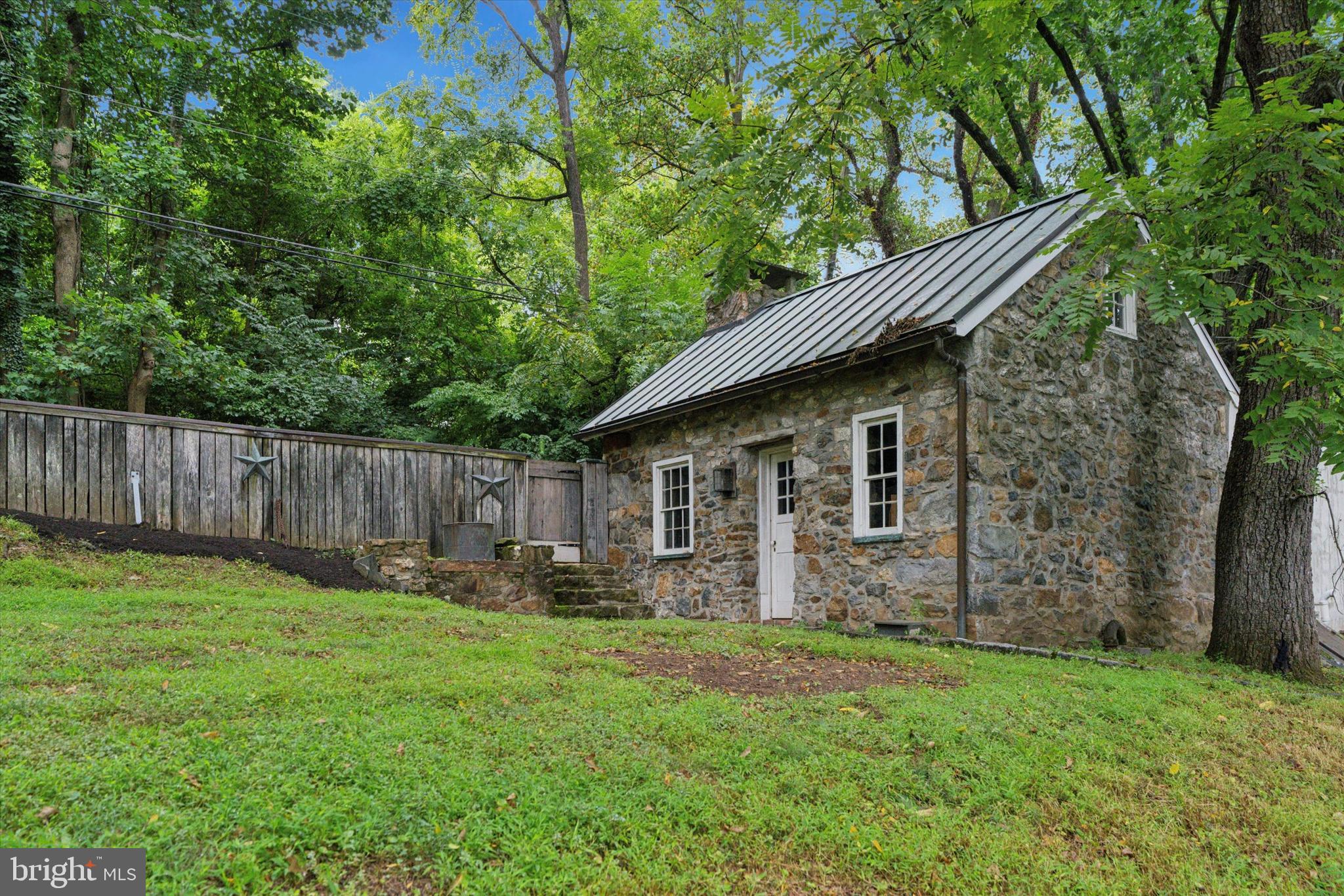 VALLEY FORGE WOODS - Residential