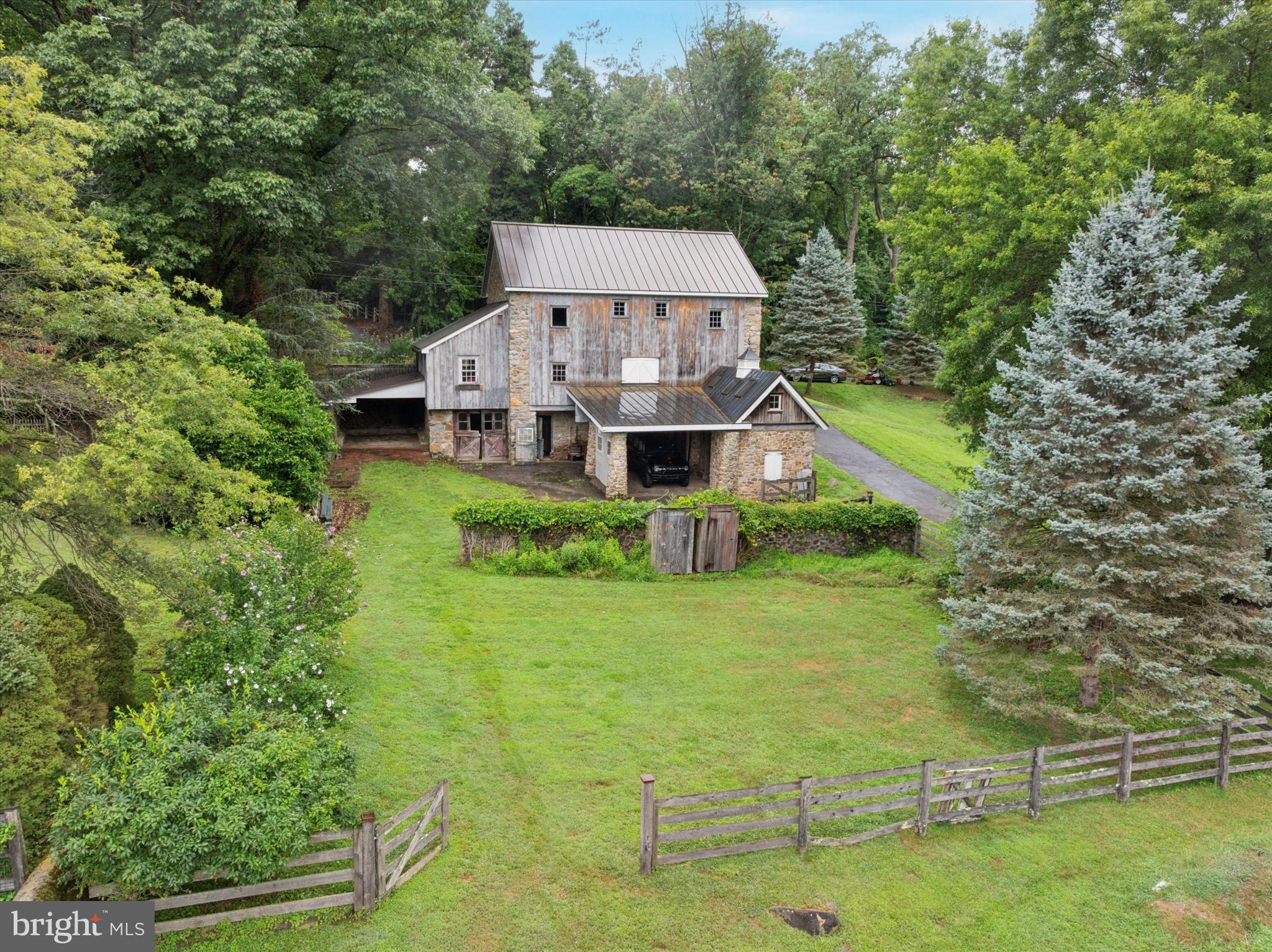 VALLEY FORGE WOODS - Residential