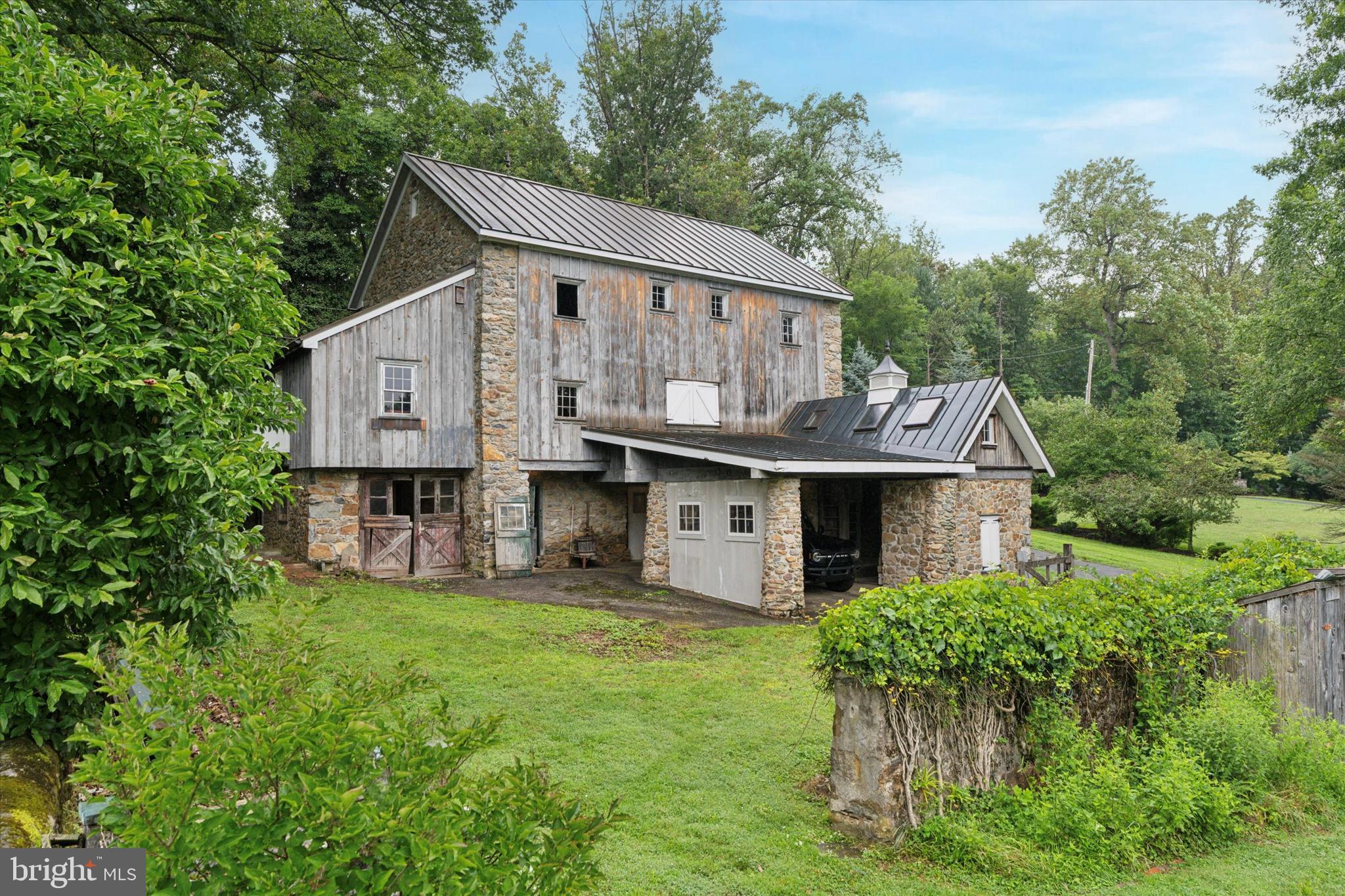 VALLEY FORGE WOODS - Residential