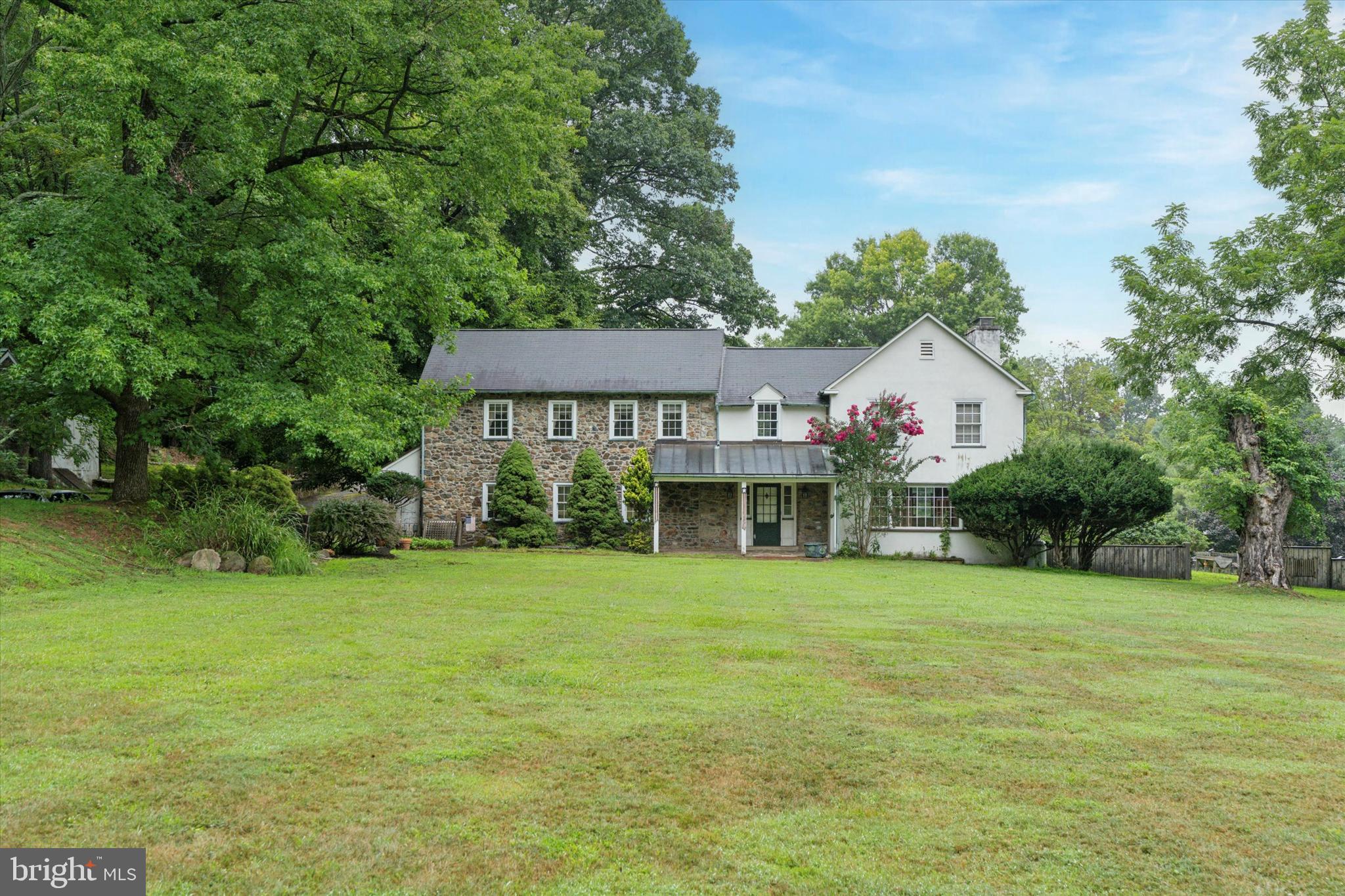 95 DIAMOND ROCK ROAD