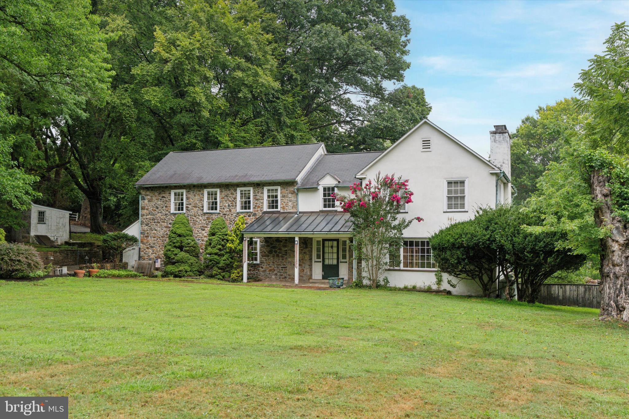 95 DIAMOND ROCK ROAD