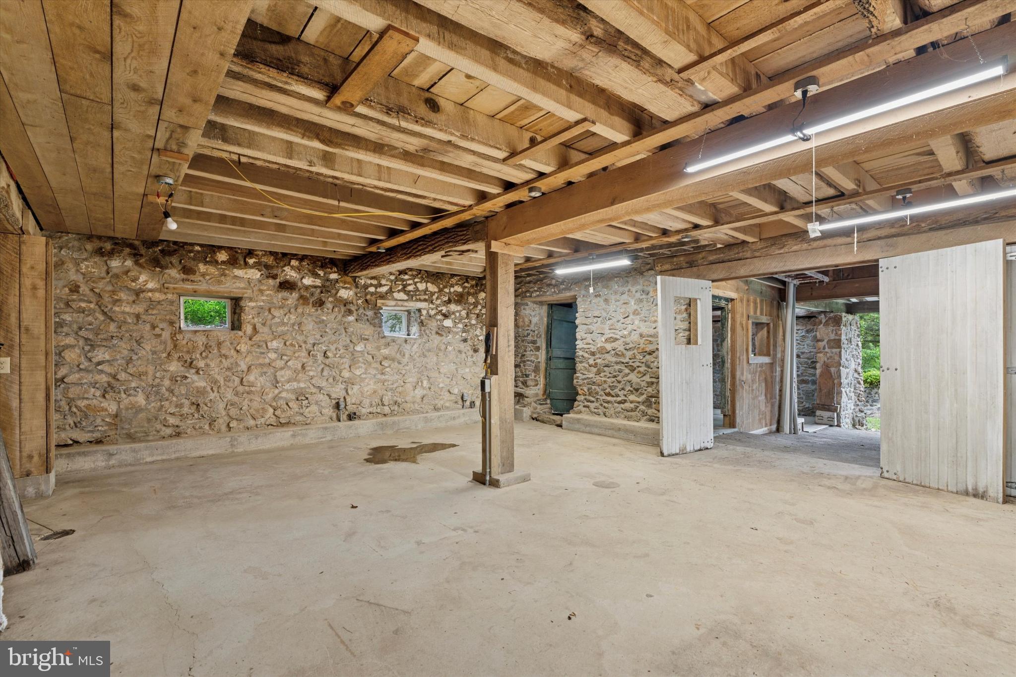 VALLEY FORGE WOODS - Residential