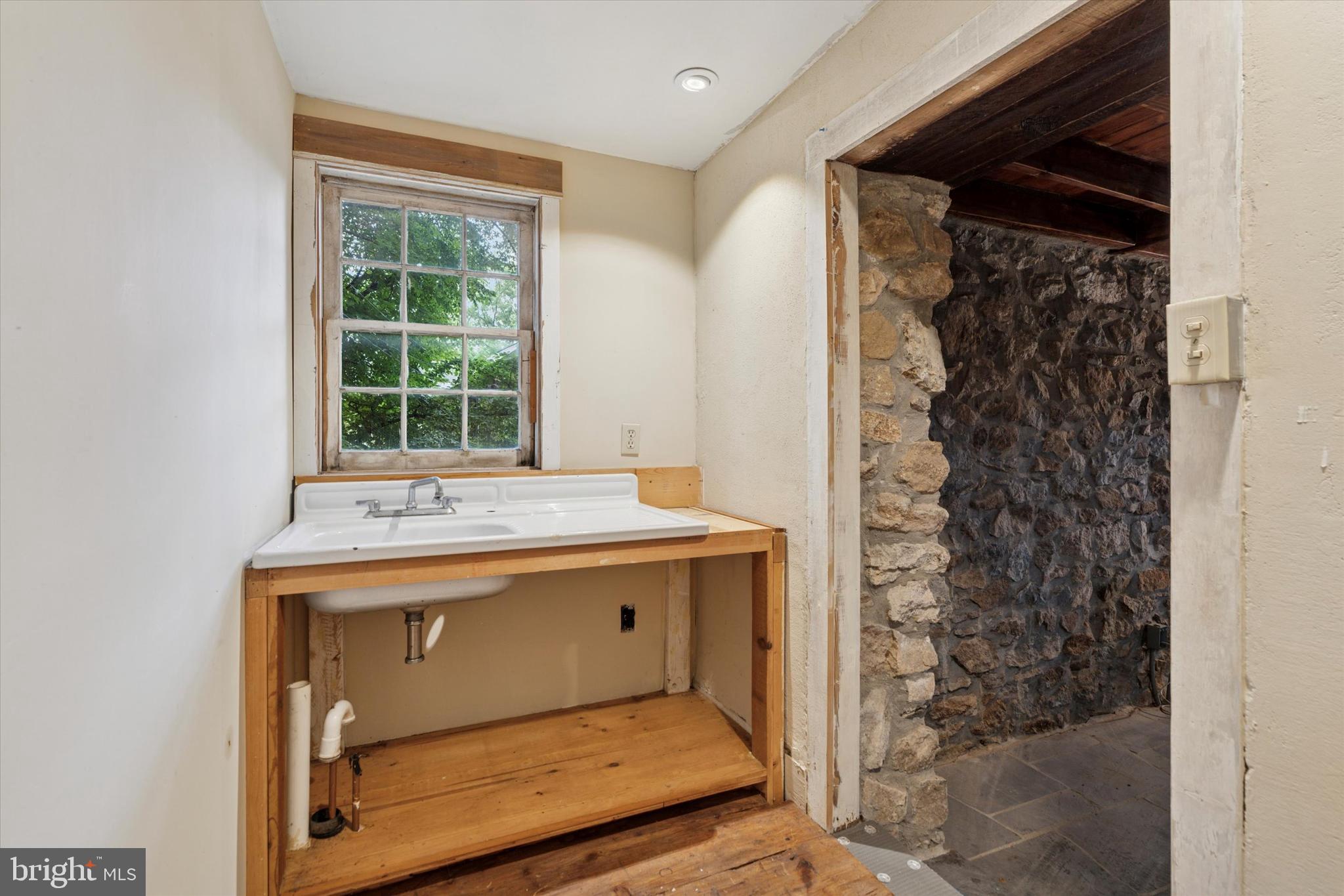 VALLEY FORGE WOODS - Residential