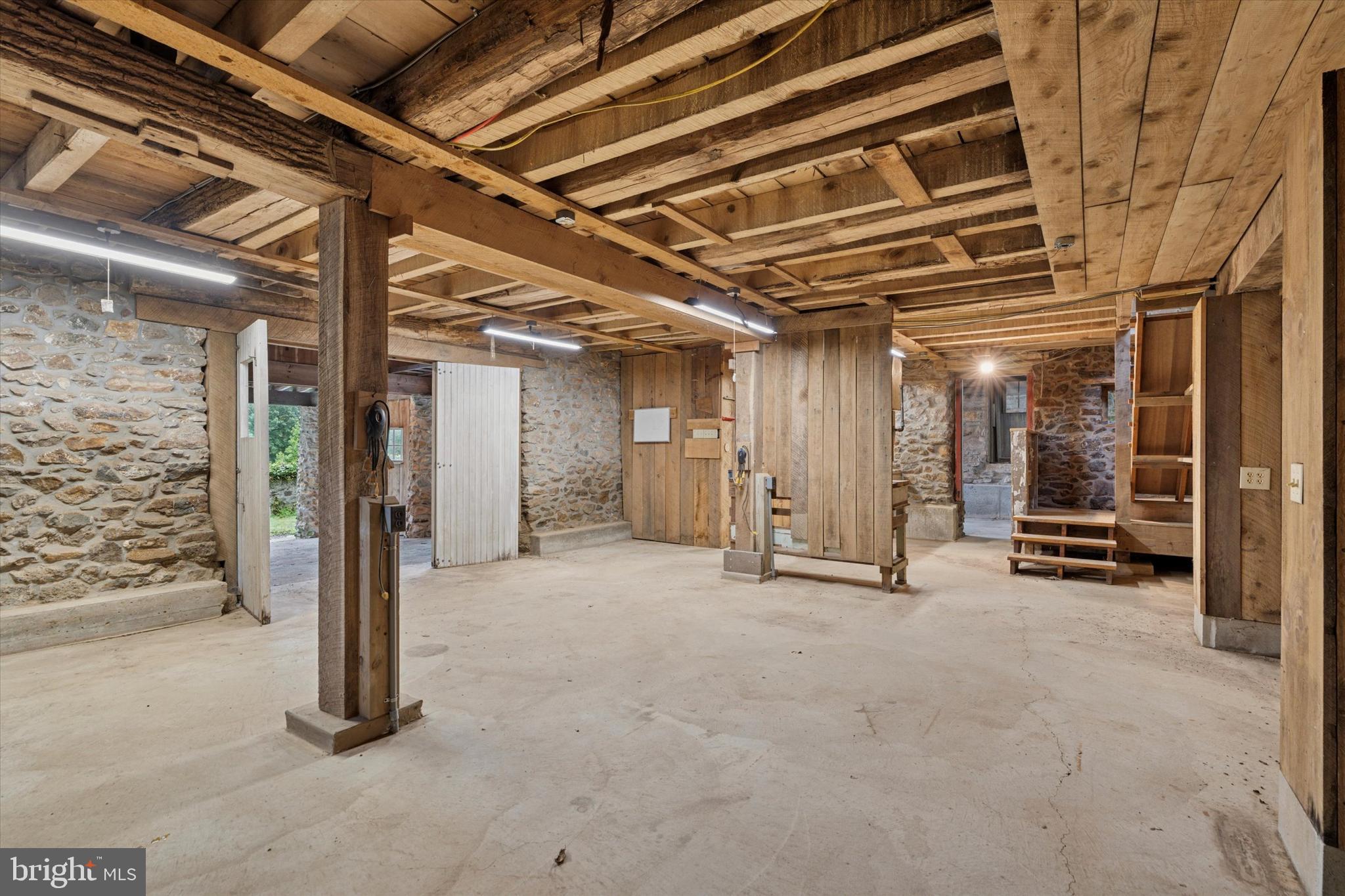 VALLEY FORGE WOODS - Residential