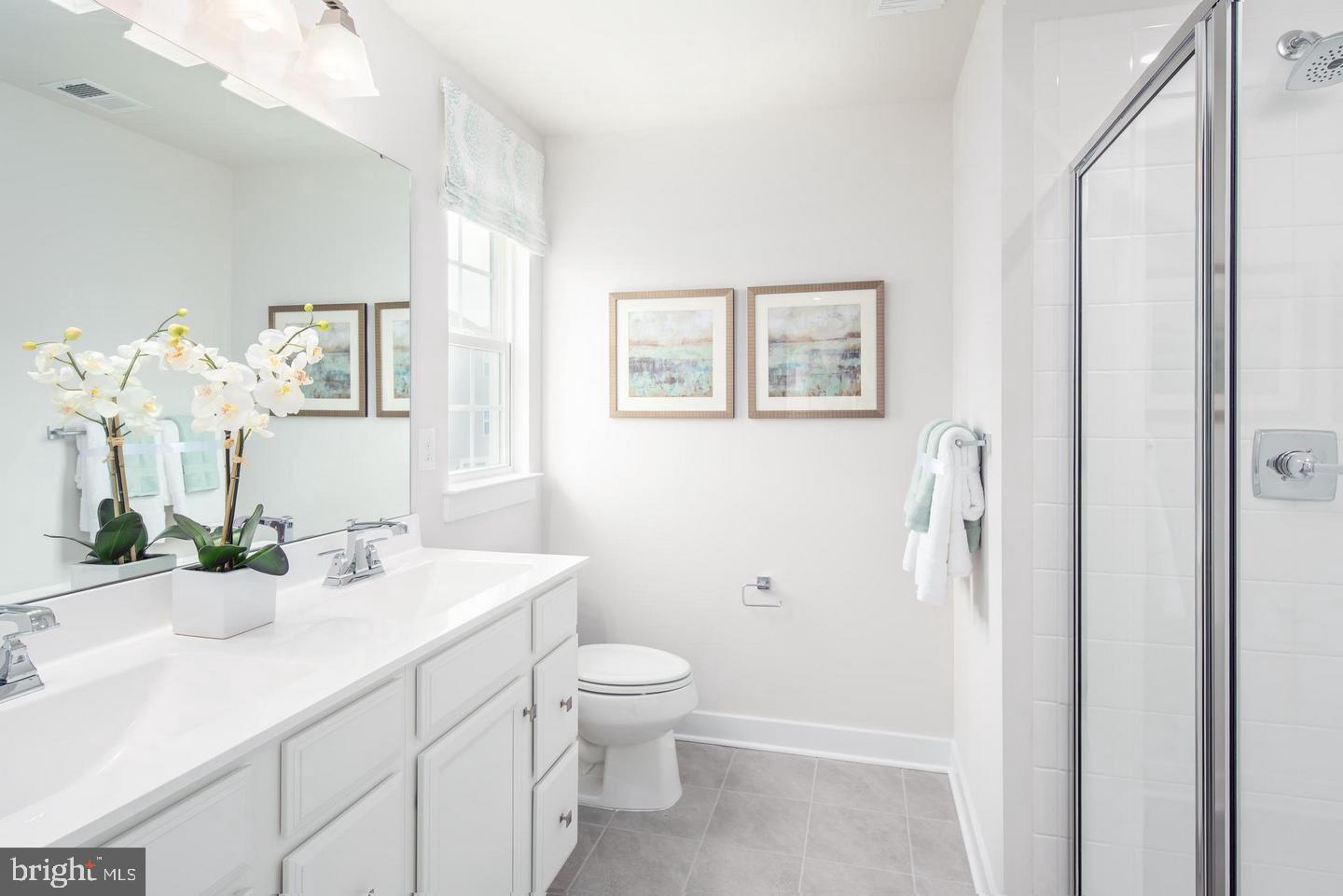 LAKE LINGANORE - Residential