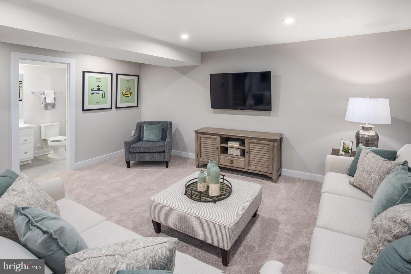 LAKE LINGANORE - Residential