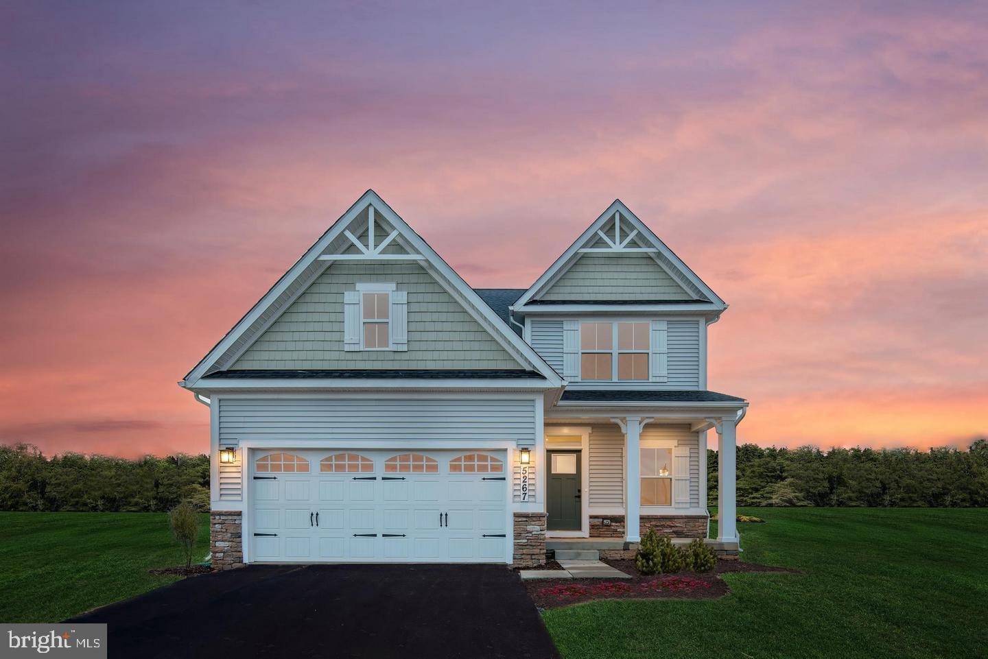 LAKE LINGANORE - Residential