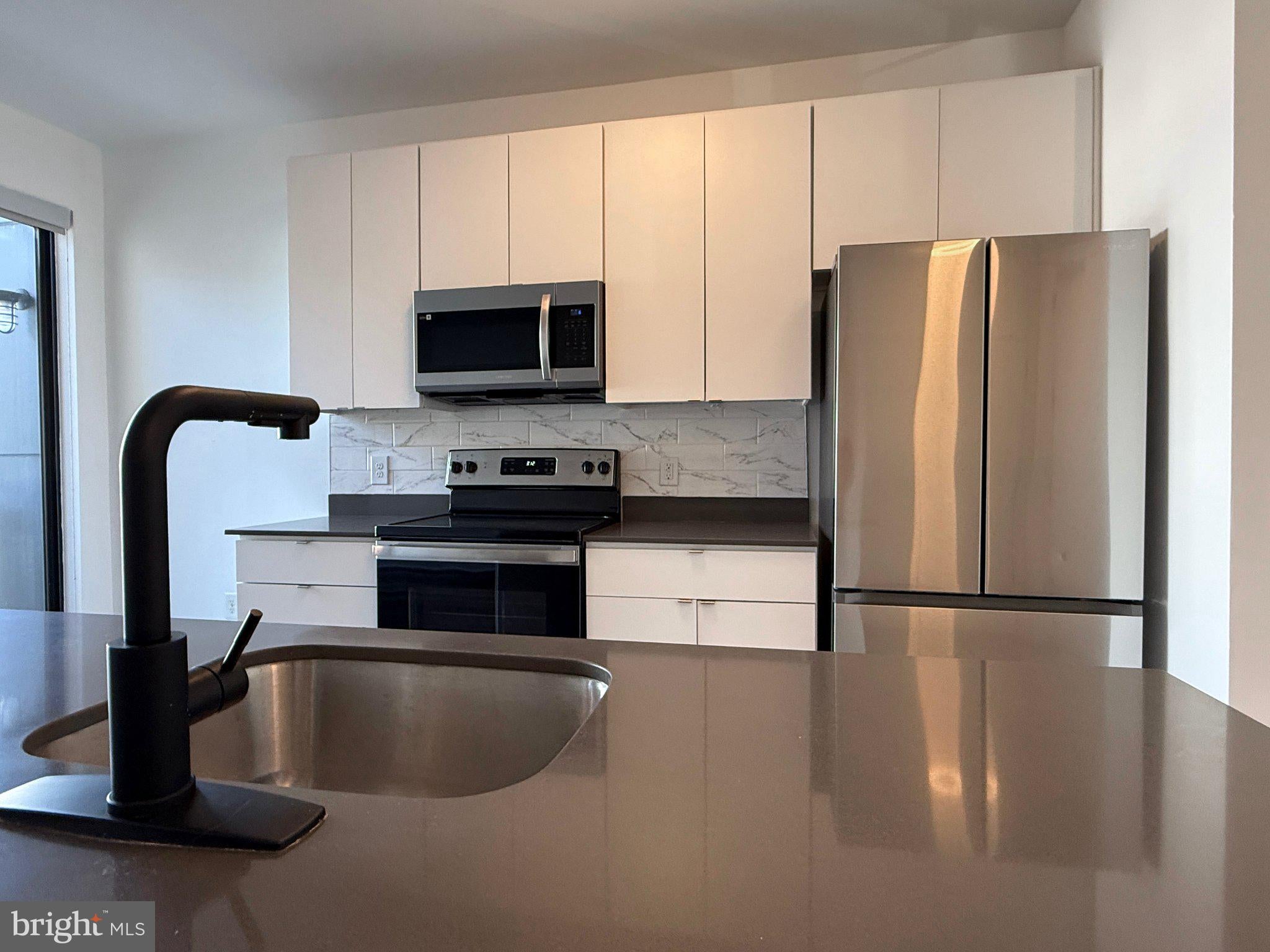 1250 9TH STREET NW 210