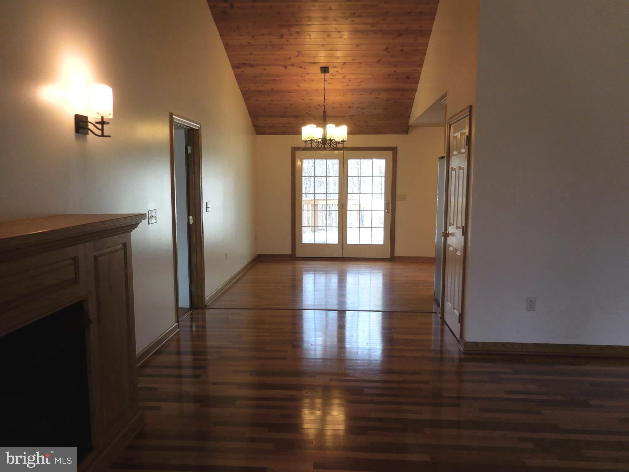 LAKEWOOD - Residential