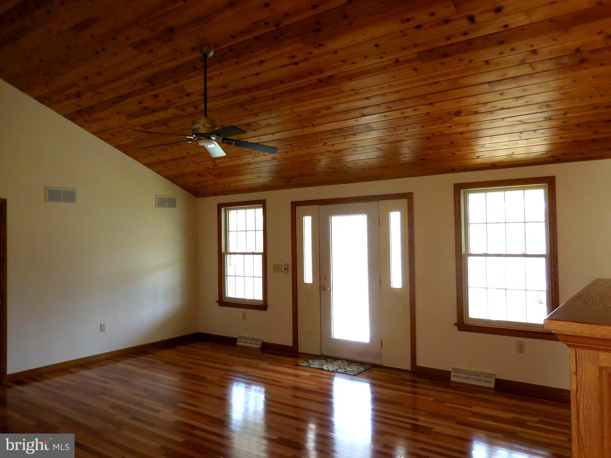 LAKEWOOD - Residential