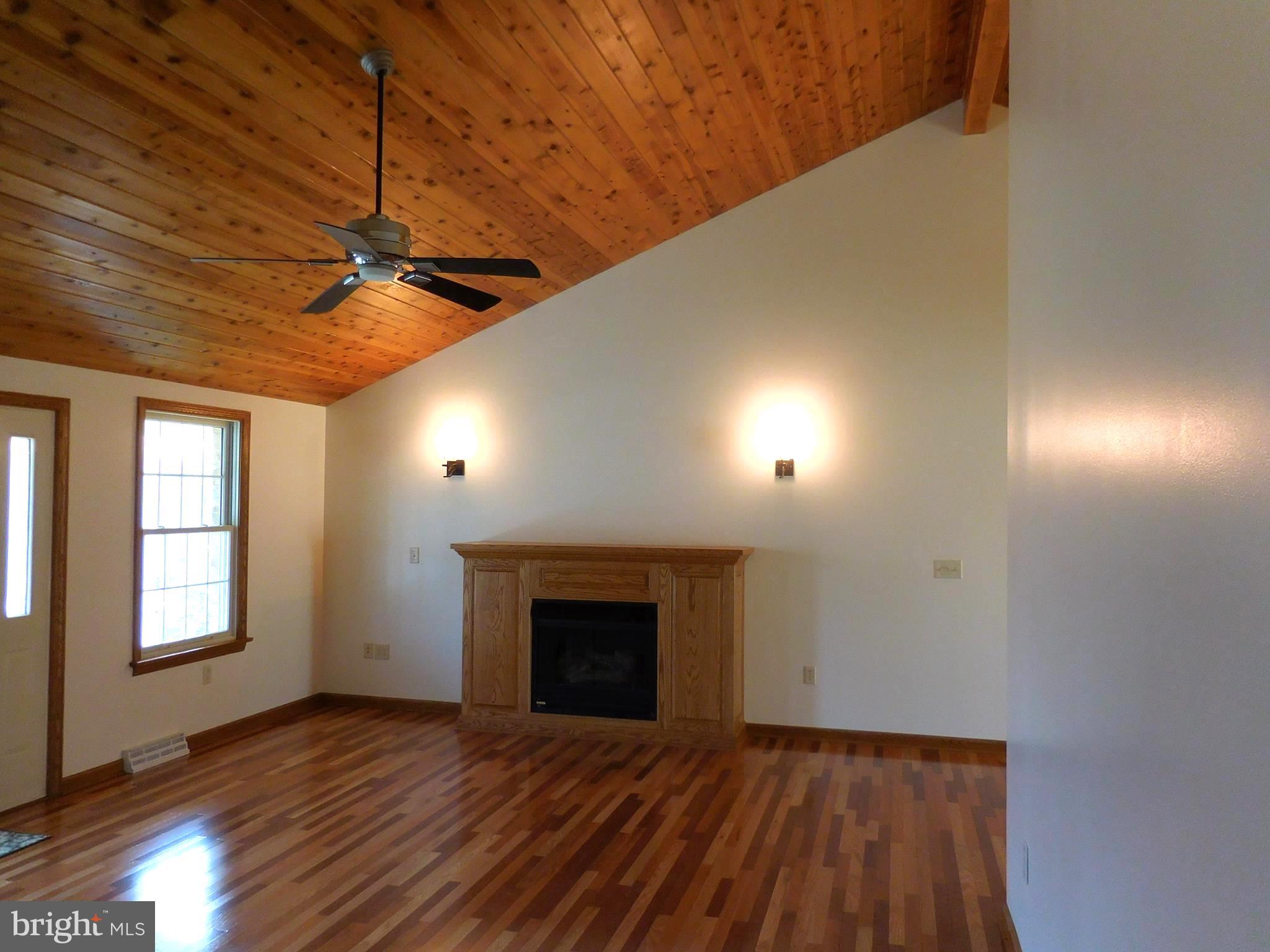 LAKEWOOD - Residential