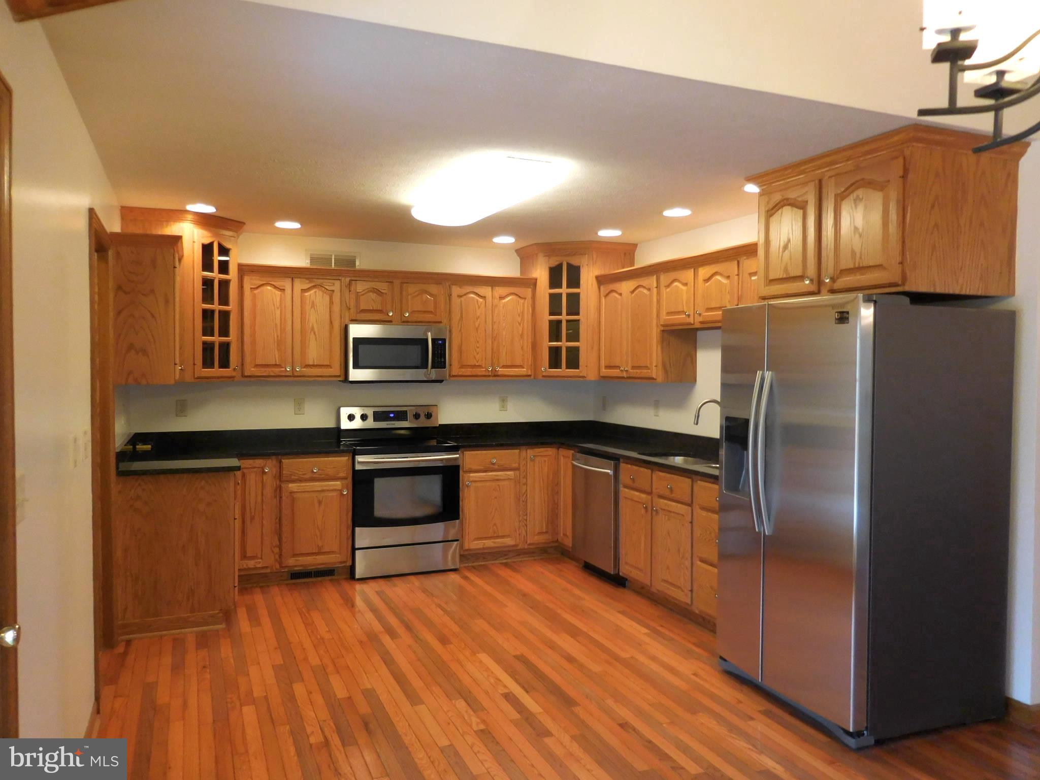 LAKEWOOD - Residential