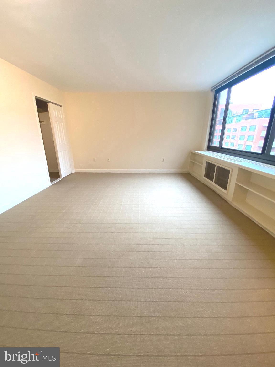 RIVER PLACE - Residential Lease