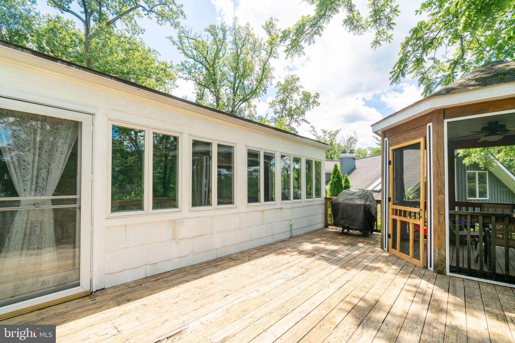 GLEN ECHO HEIGHTS - Residential