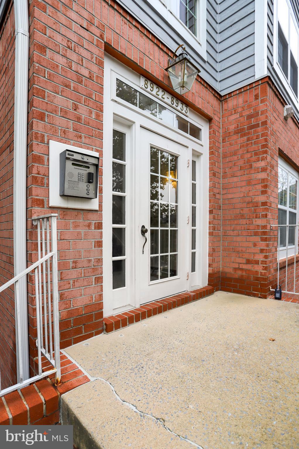 SPRING MILL CONDOMINIUM - Residential Lease