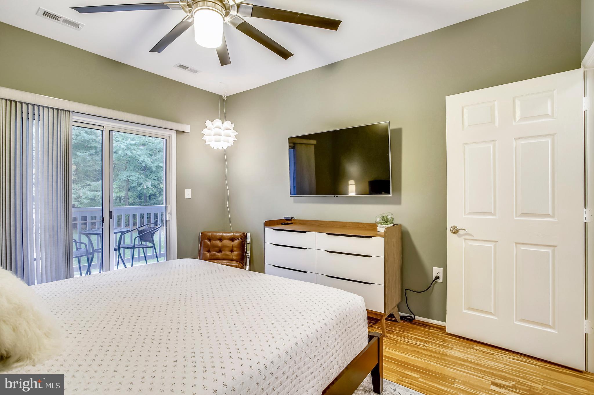 SPRING MILL CONDOMINIUM - Residential Lease