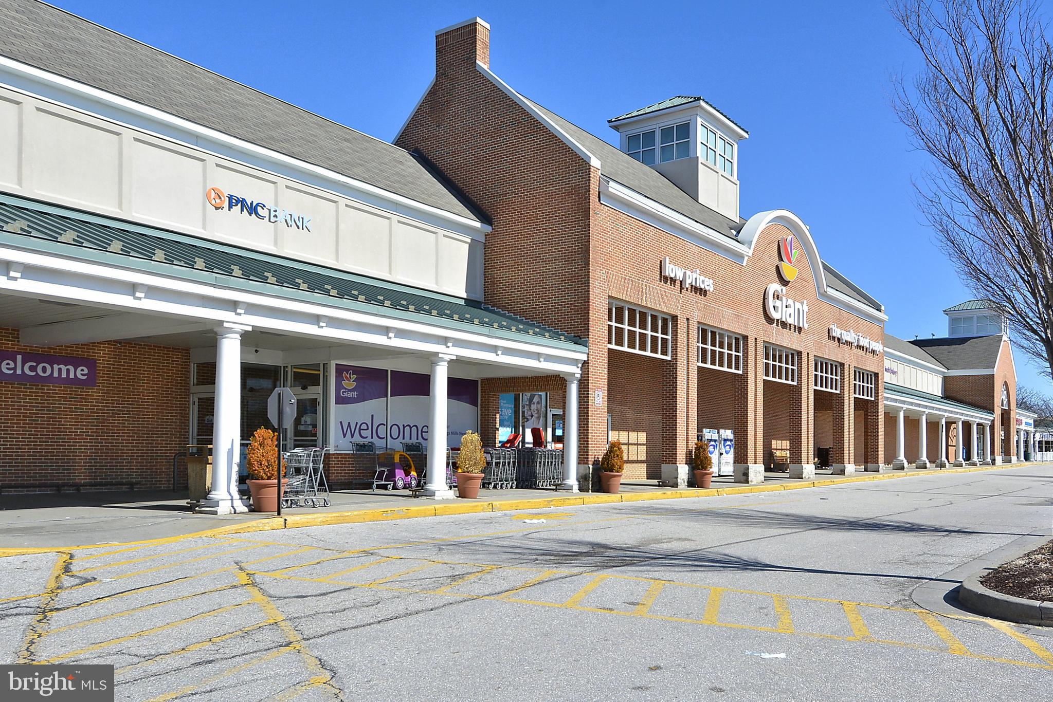 SPRING MILL CONDOMINIUM - Residential Lease