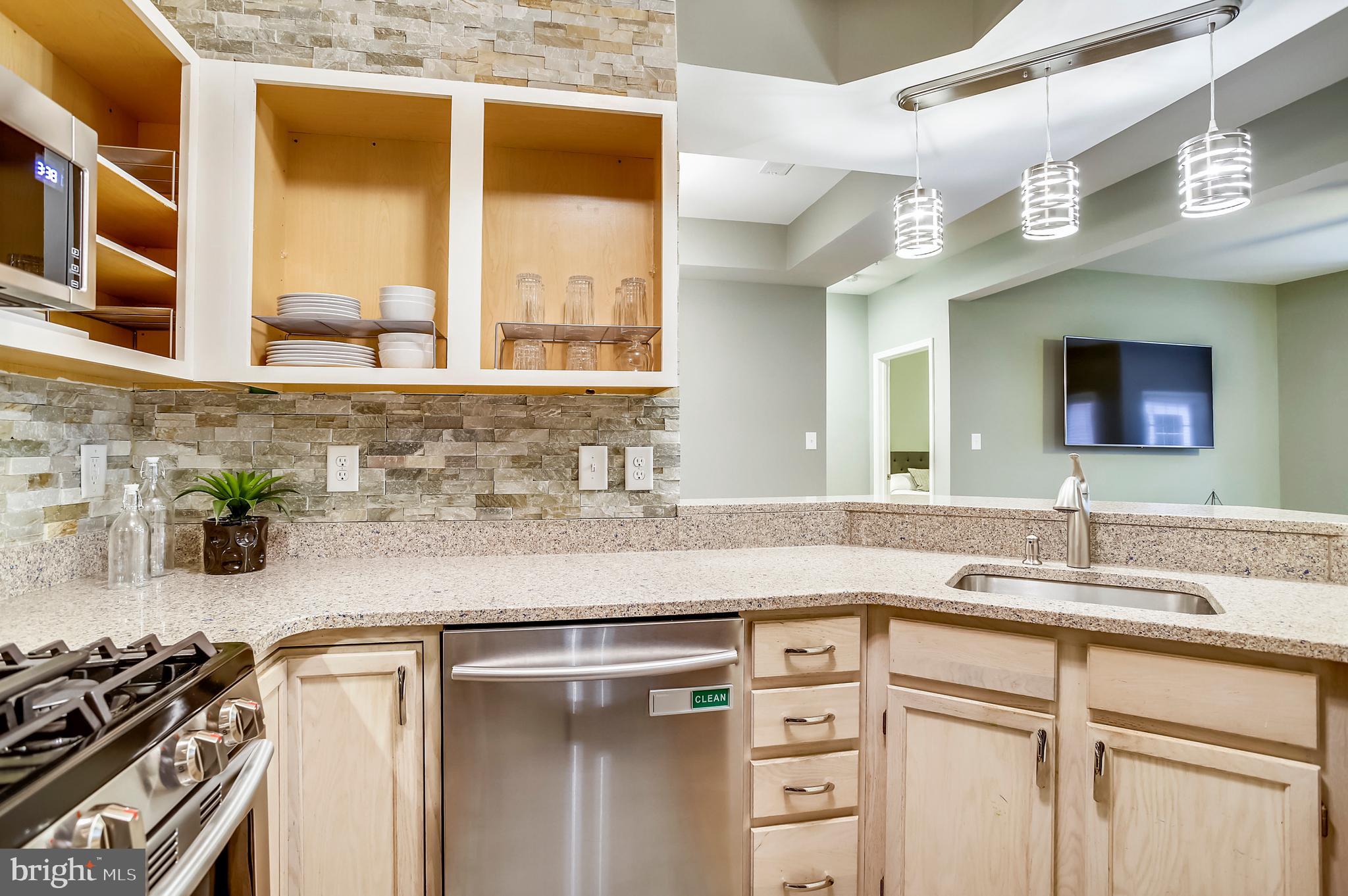 SPRING MILL CONDOMINIUM - Residential Lease