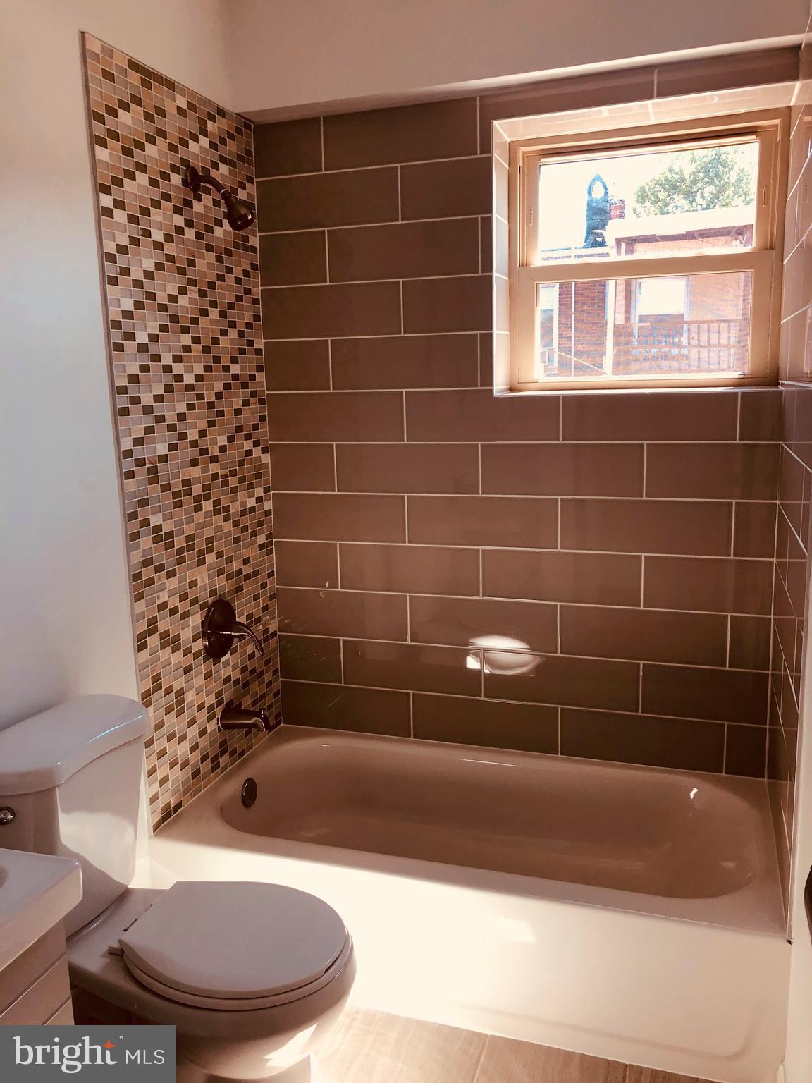 CHARLES VILLAGE - Residential Lease