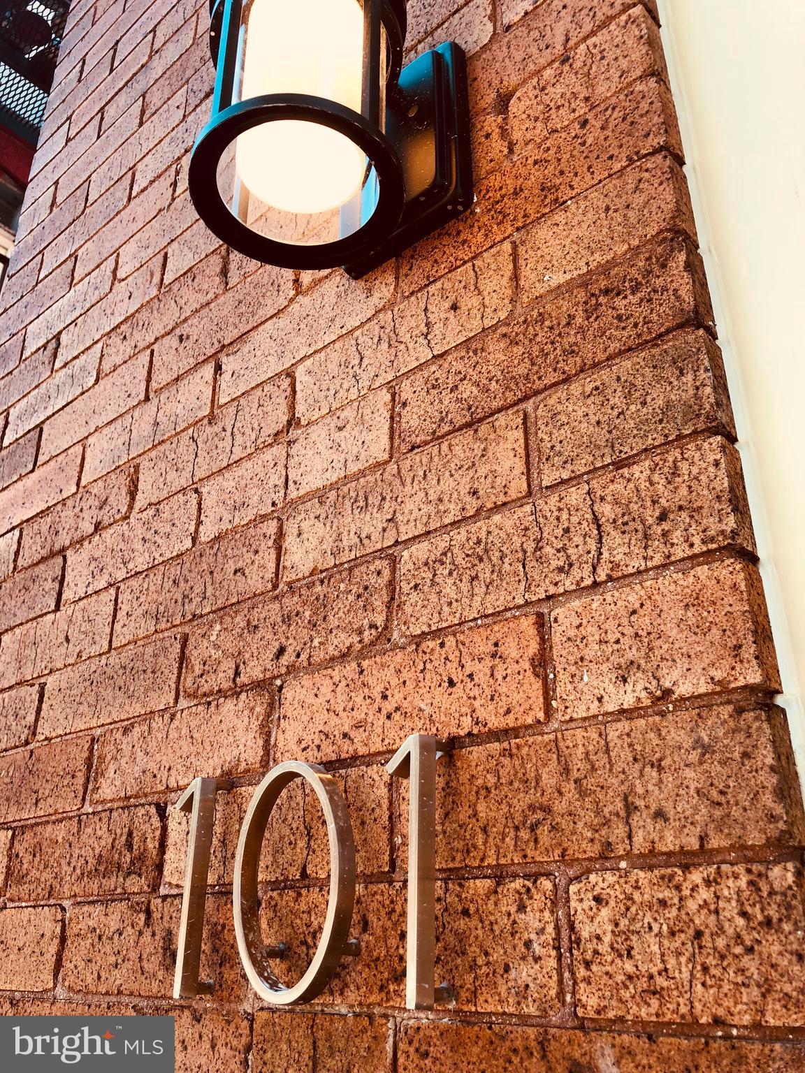 CHARLES VILLAGE - Residential Lease