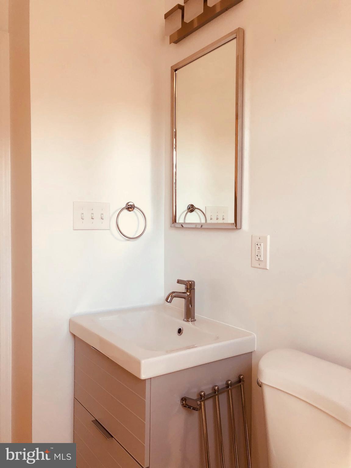 CHARLES VILLAGE - Residential Lease