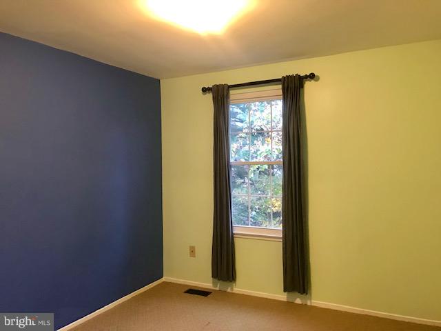 DERWOOD STATION - Residential Lease