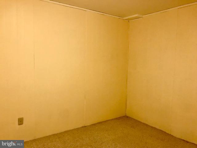 DERWOOD STATION - Residential Lease