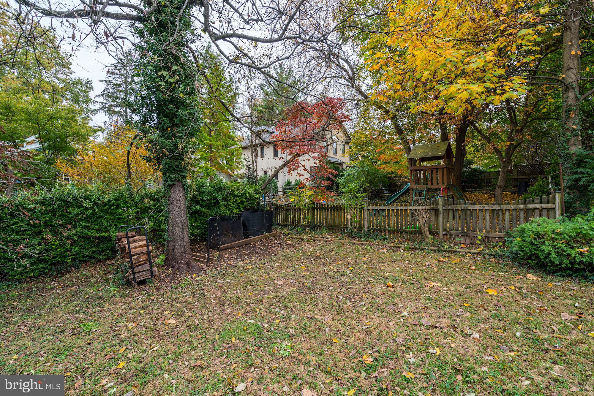 WOODSIDE PARK - Residential