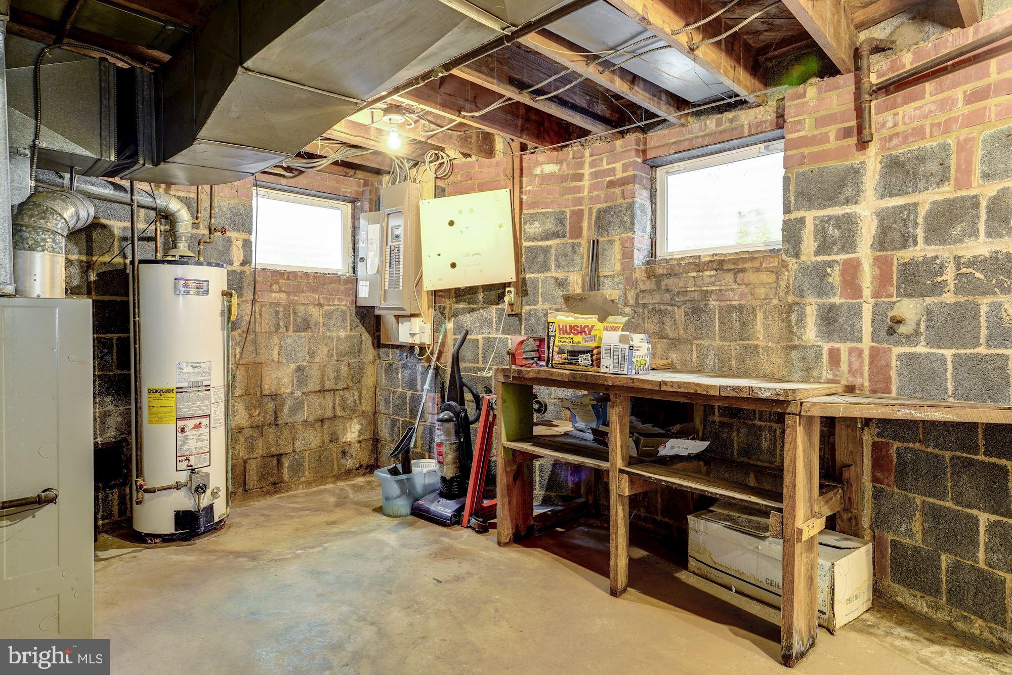 WOODSIDE PARK - Residential