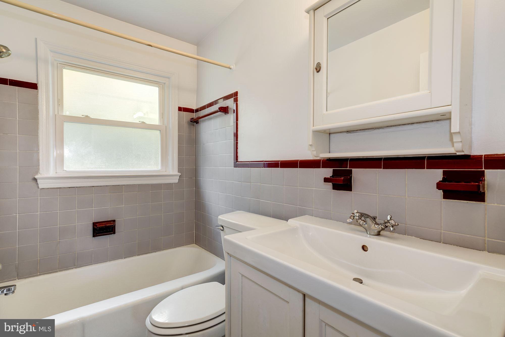 WOODSIDE PARK - Residential