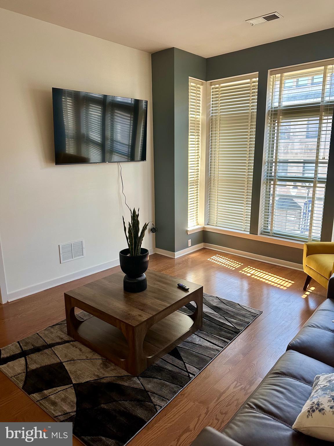 MOUNT VERNON - Residential Lease