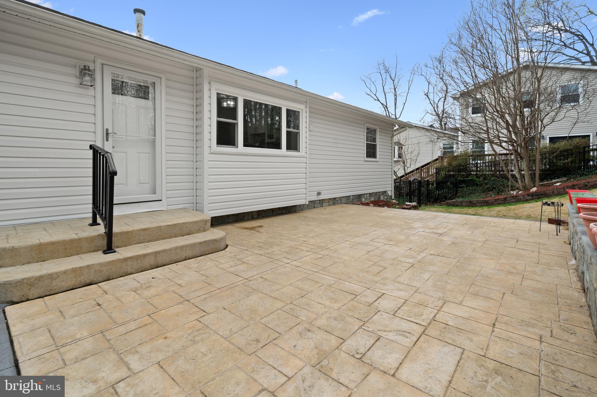 KEENE MILL MANOR - Residential