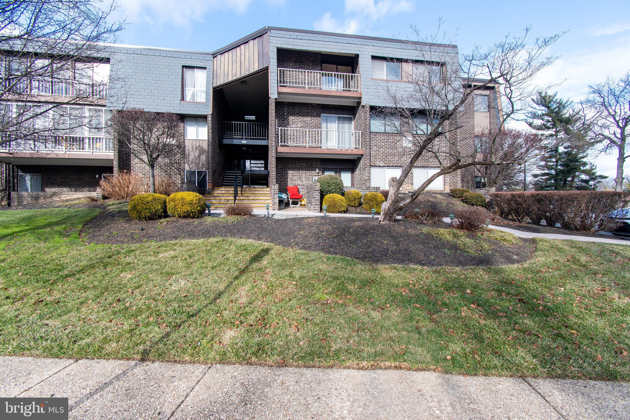 STEVENSON VILLAGE CONDO - Residential