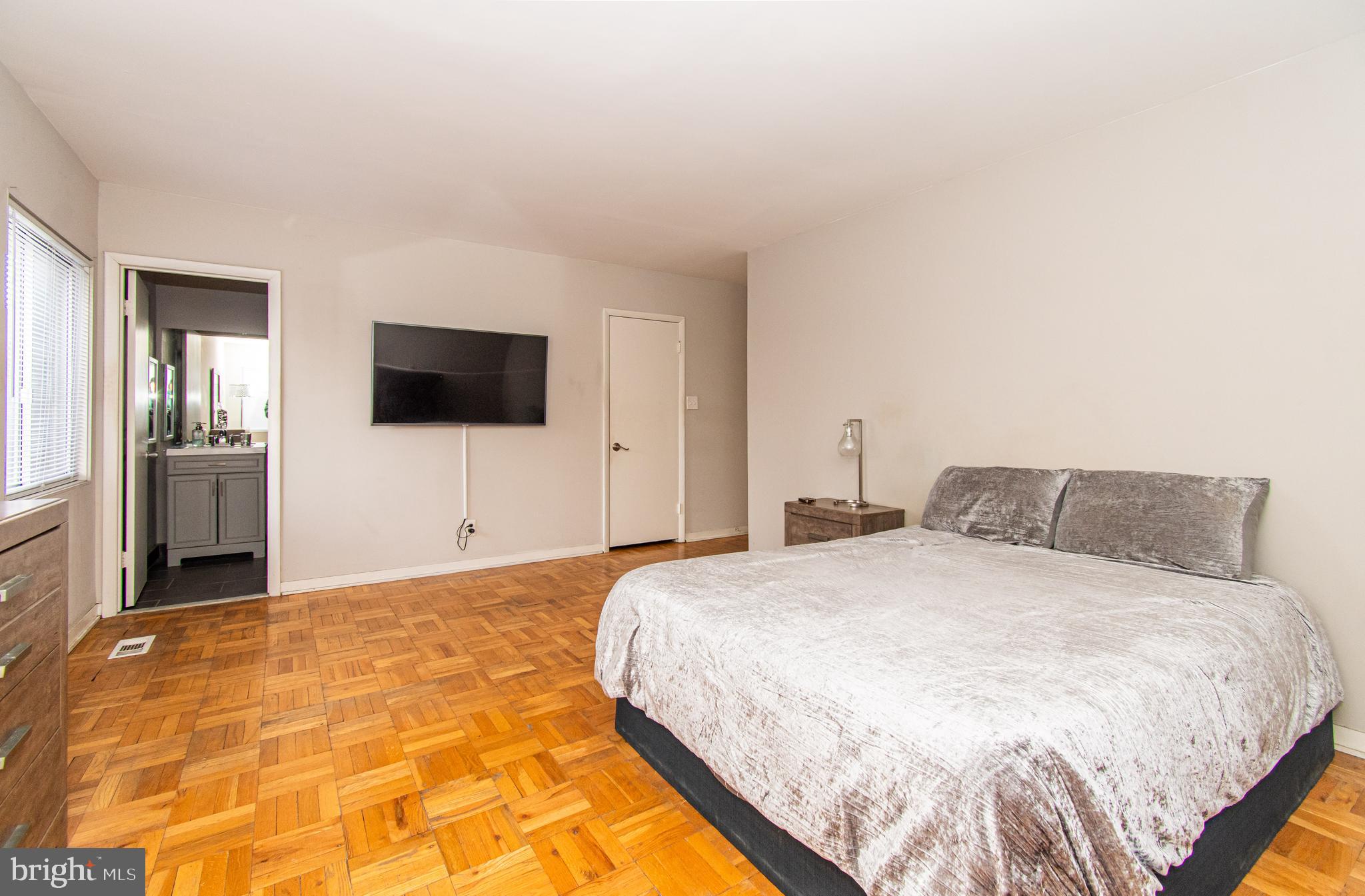 STEVENSON VILLAGE CONDO - Residential