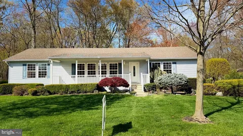 229 Washington Street, Fieldsboro, NJ 08505 - MLS#: NJBL2105876