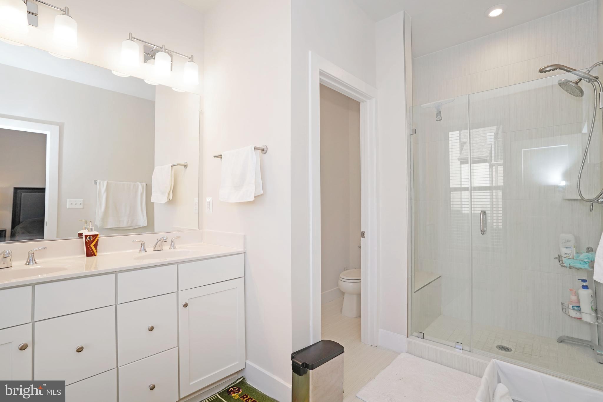 LIBERTY PARK - Residential Lease