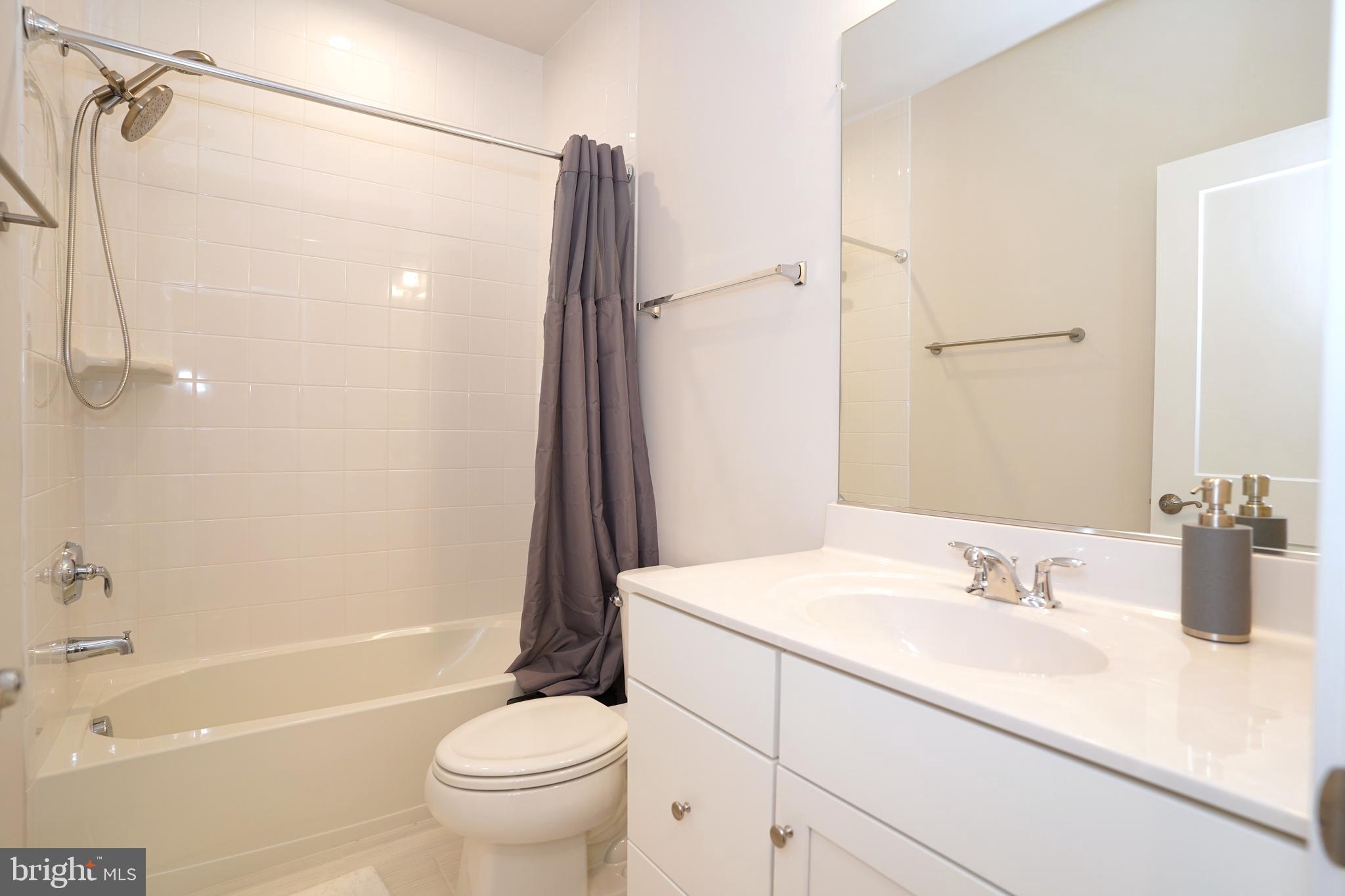 LIBERTY PARK - Residential Lease