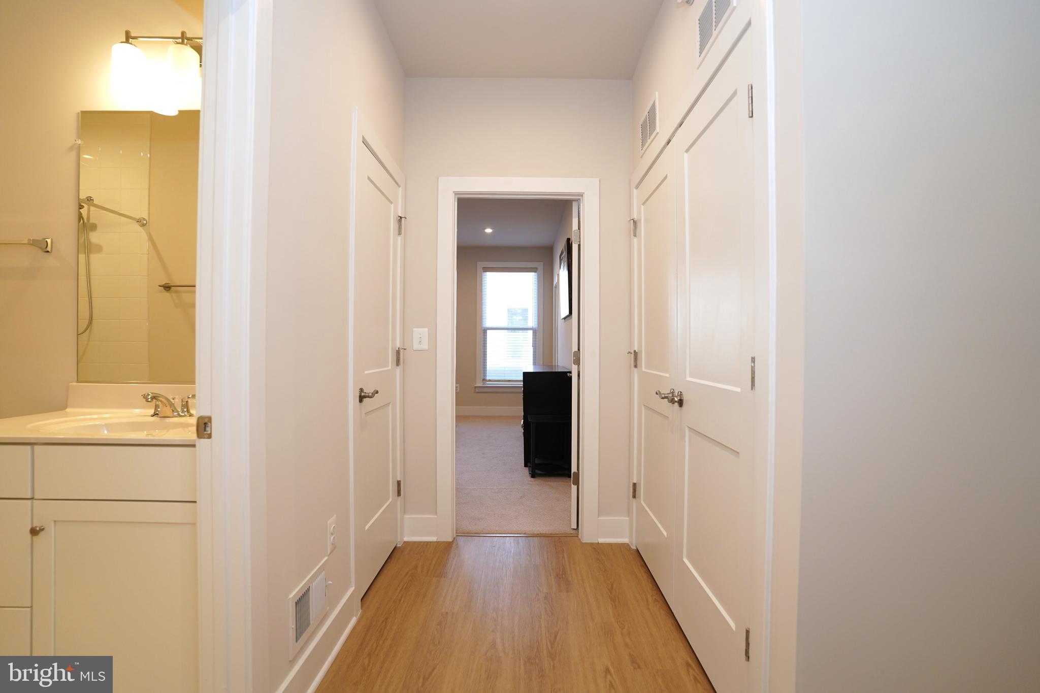 LIBERTY PARK - Residential Lease