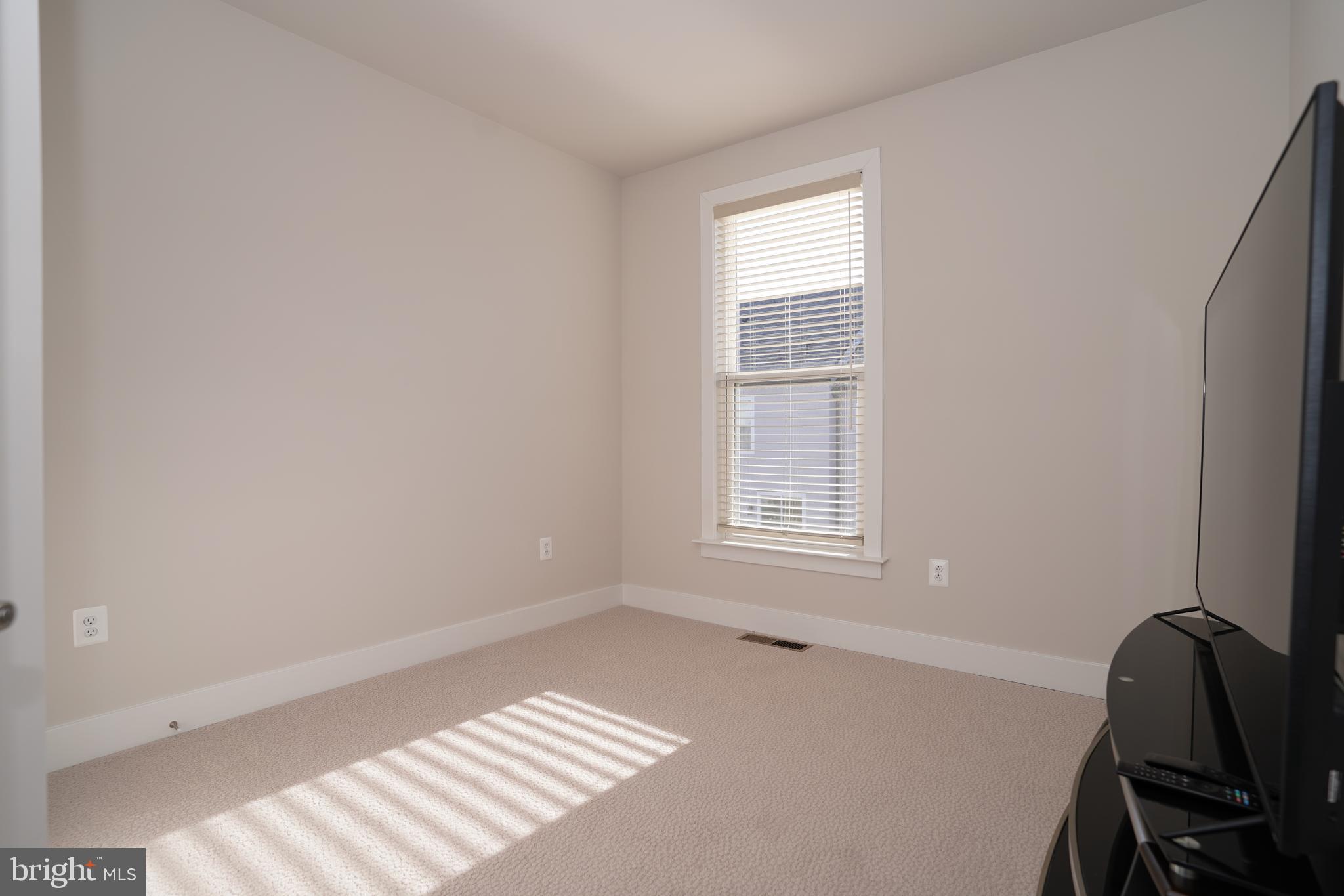 LIBERTY PARK - Residential Lease