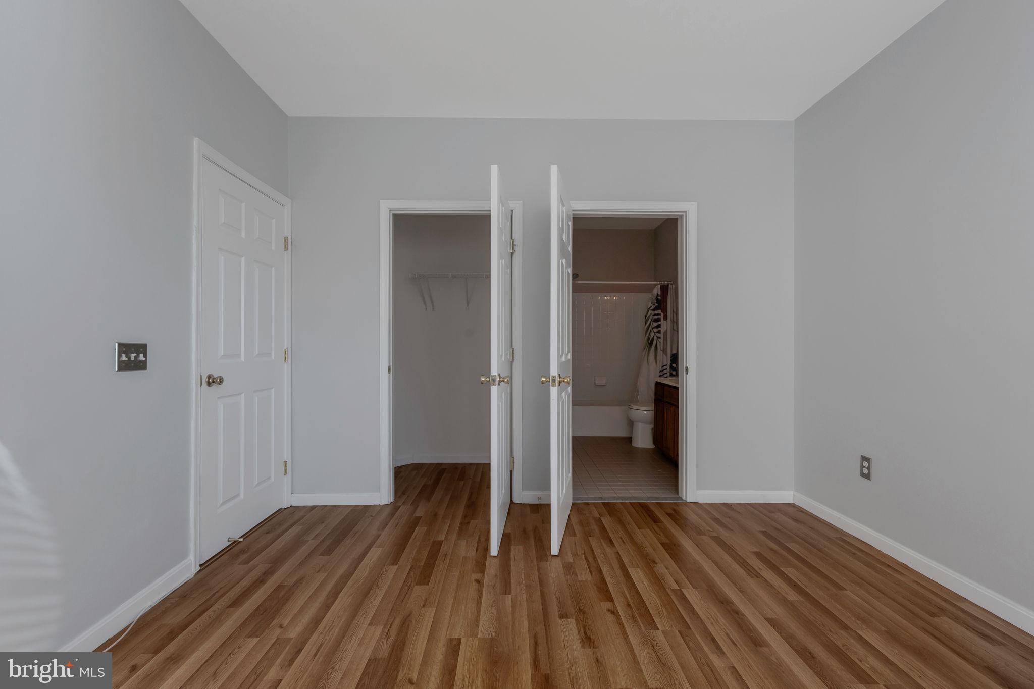 BOWIE TOWERS - Residential Lease