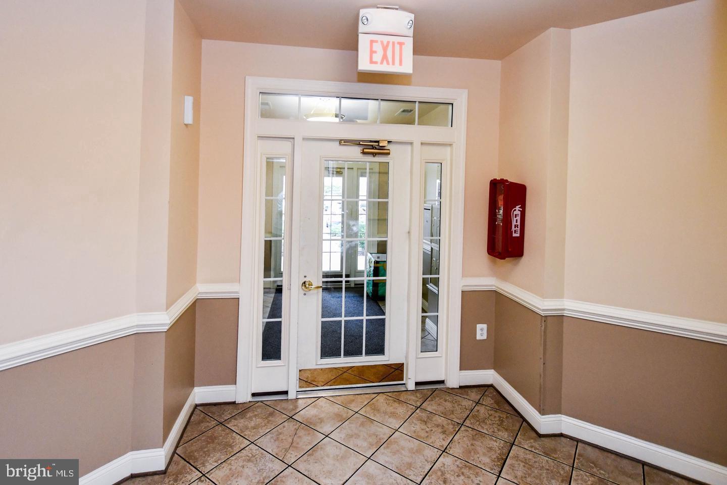 BOWIE TOWERS - Residential Lease