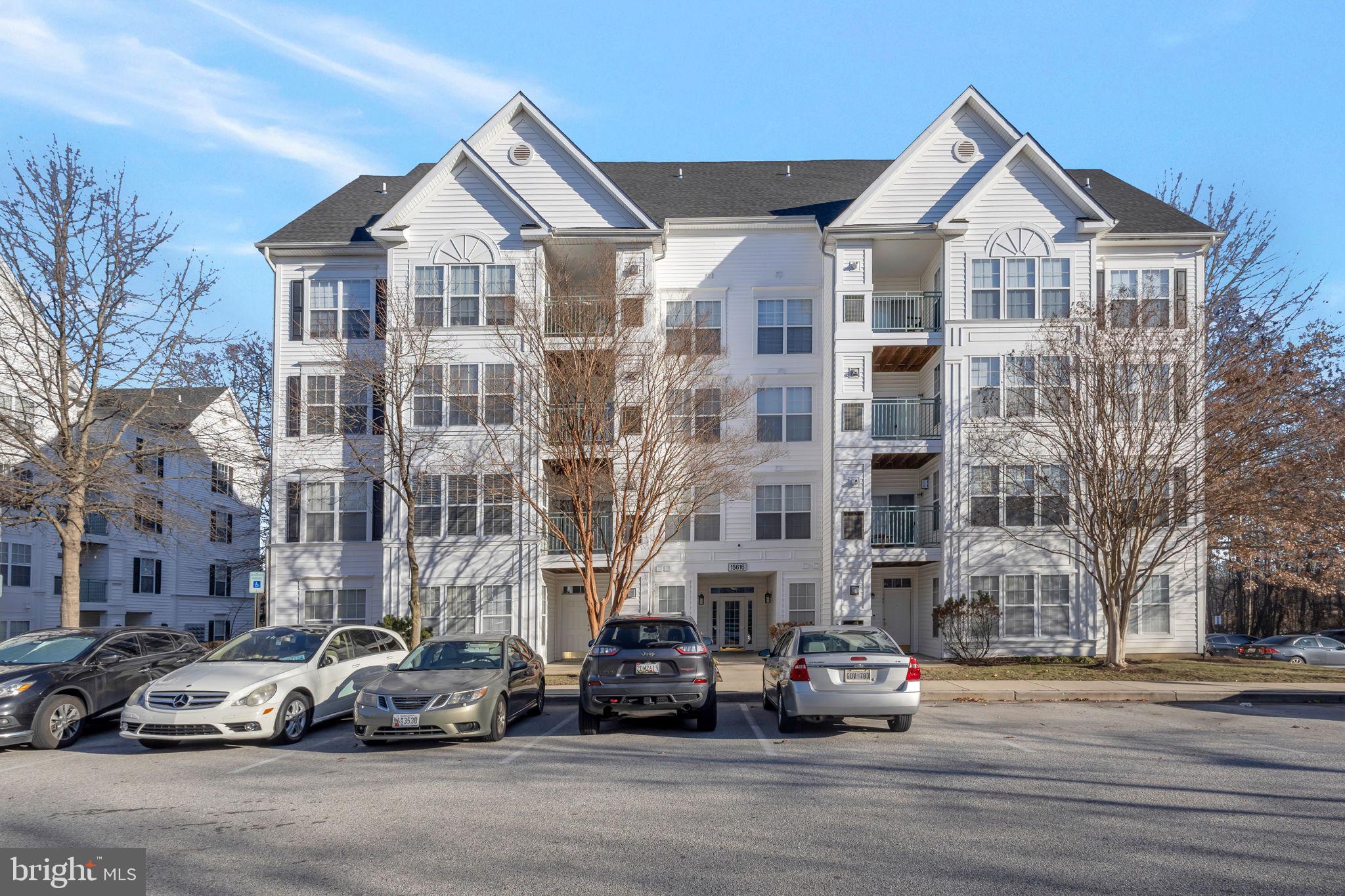 BOWIE TOWERS - Residential Lease