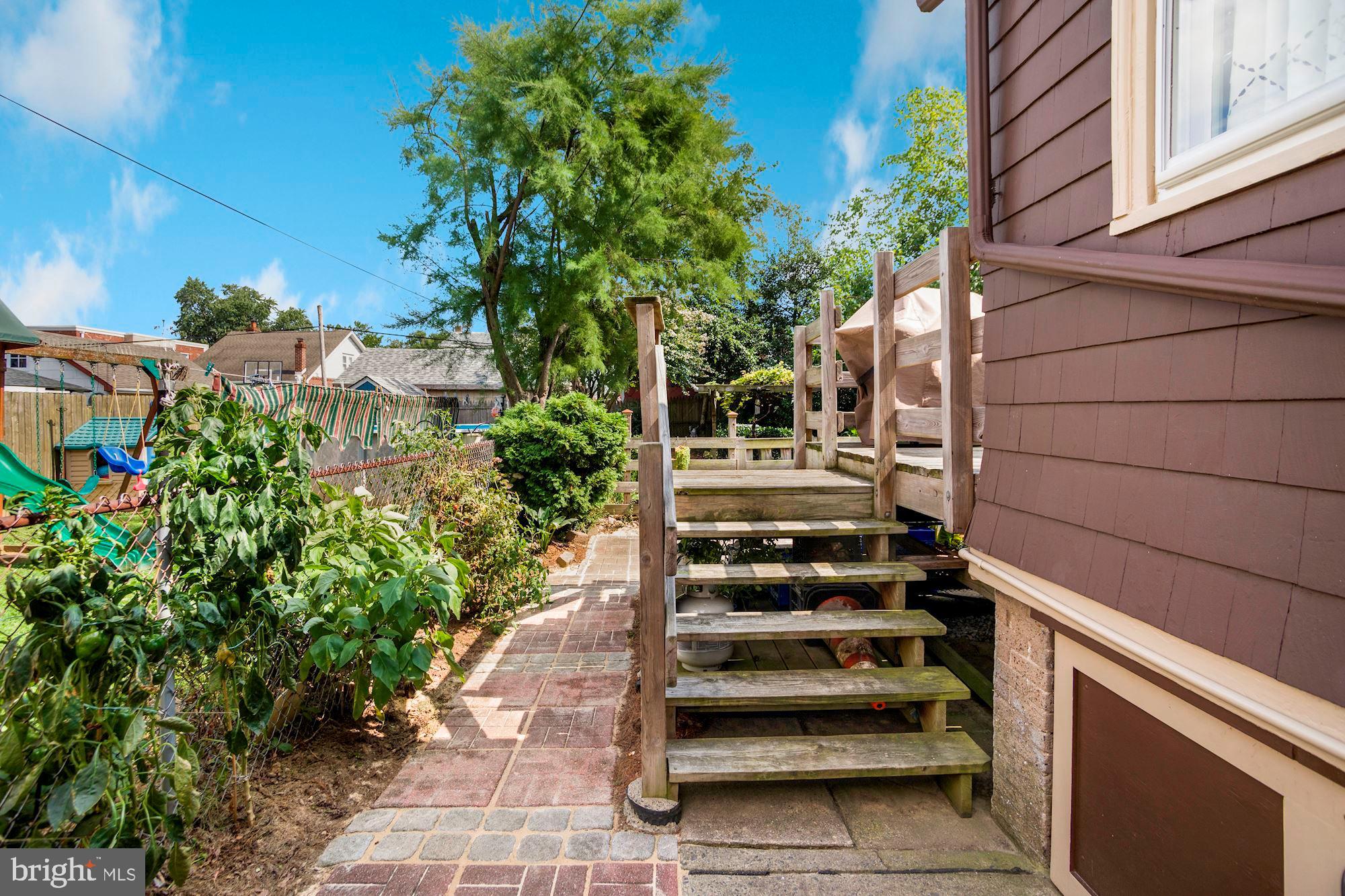 BURHOLME - Residential