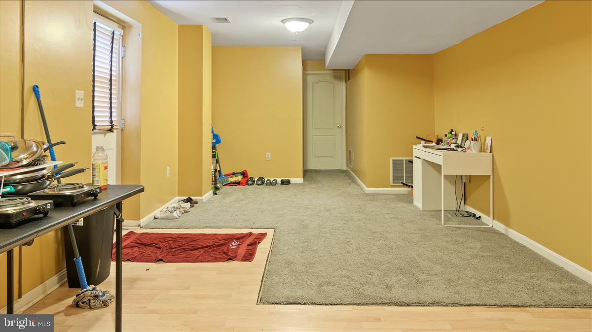 MT AIRY ESTATES- PLAT 5 - Residential