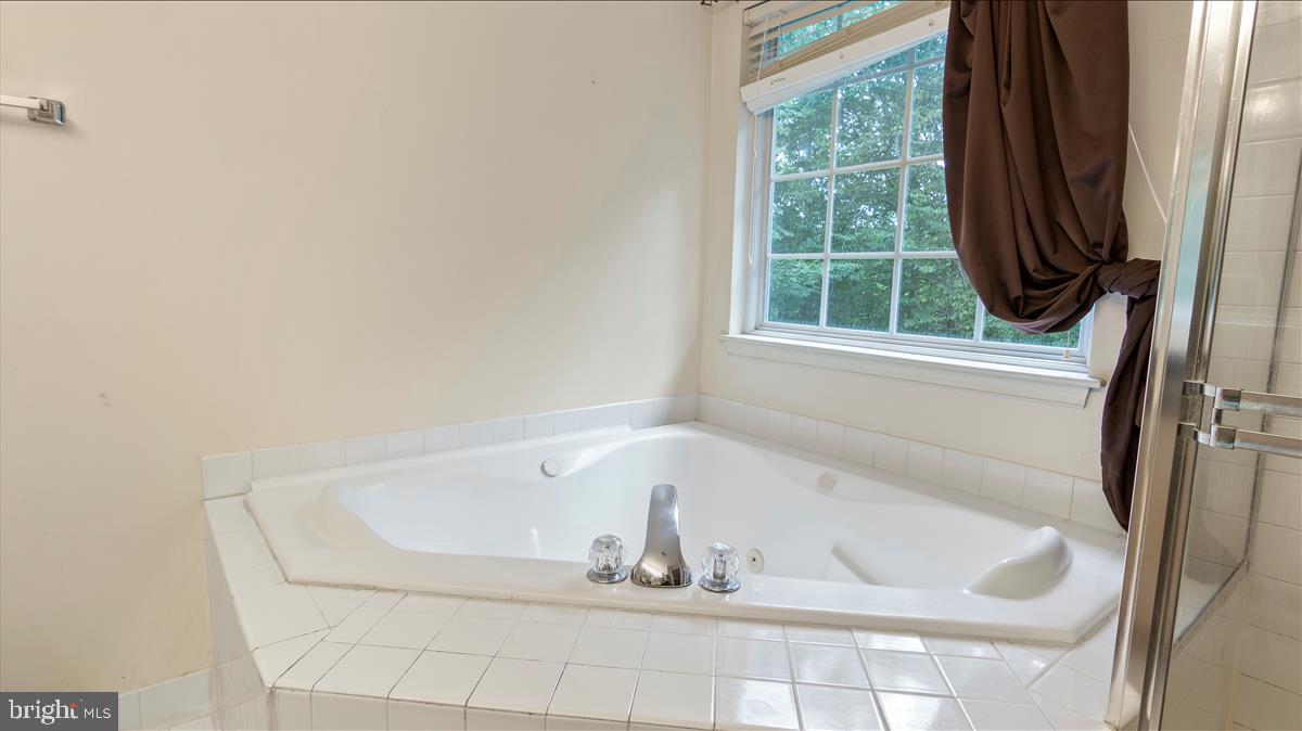 MT AIRY ESTATES- PLAT 5 - Residential