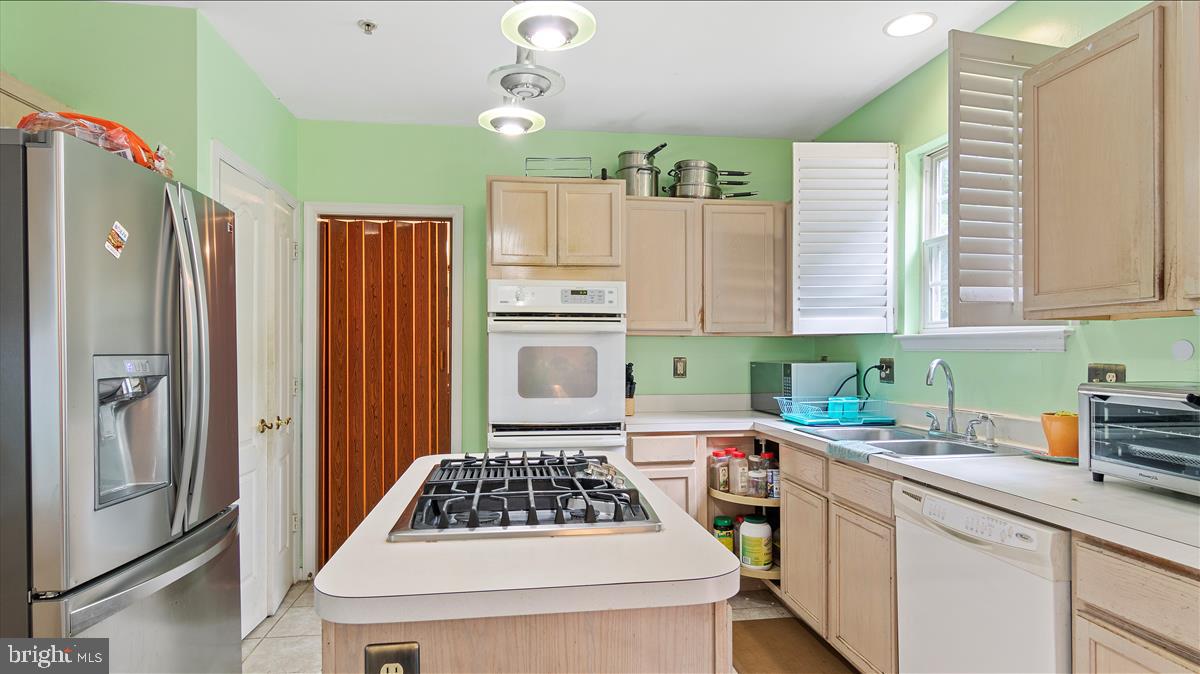 MT AIRY ESTATES- PLAT 5 - Residential