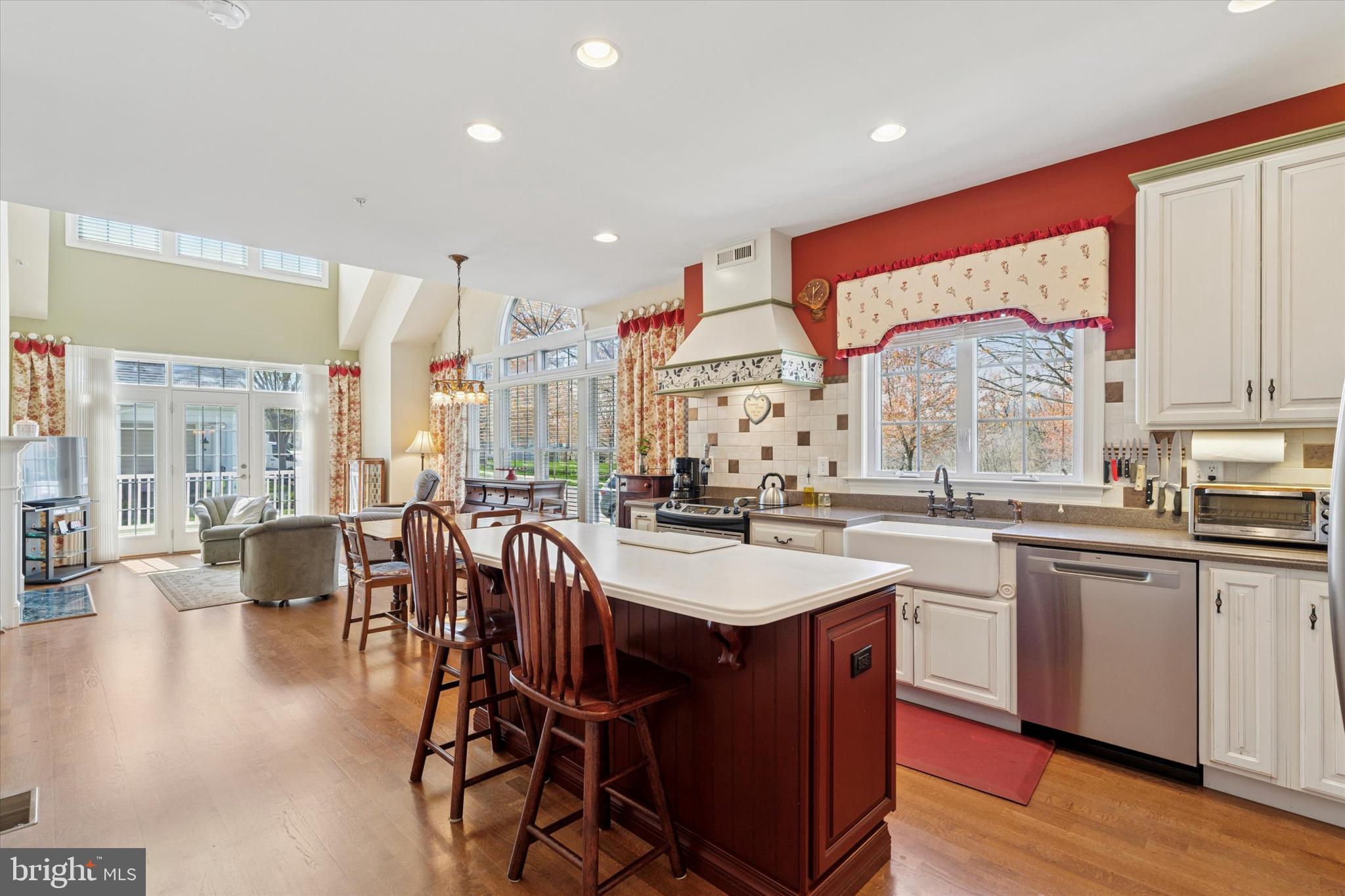 COLDSTREAM CROSSING - Residential