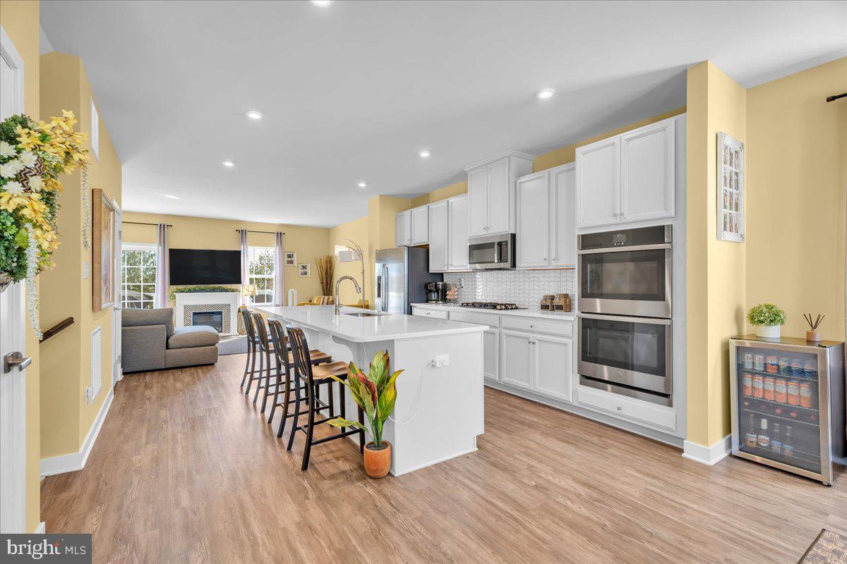 48 SPARROW CIRCLE