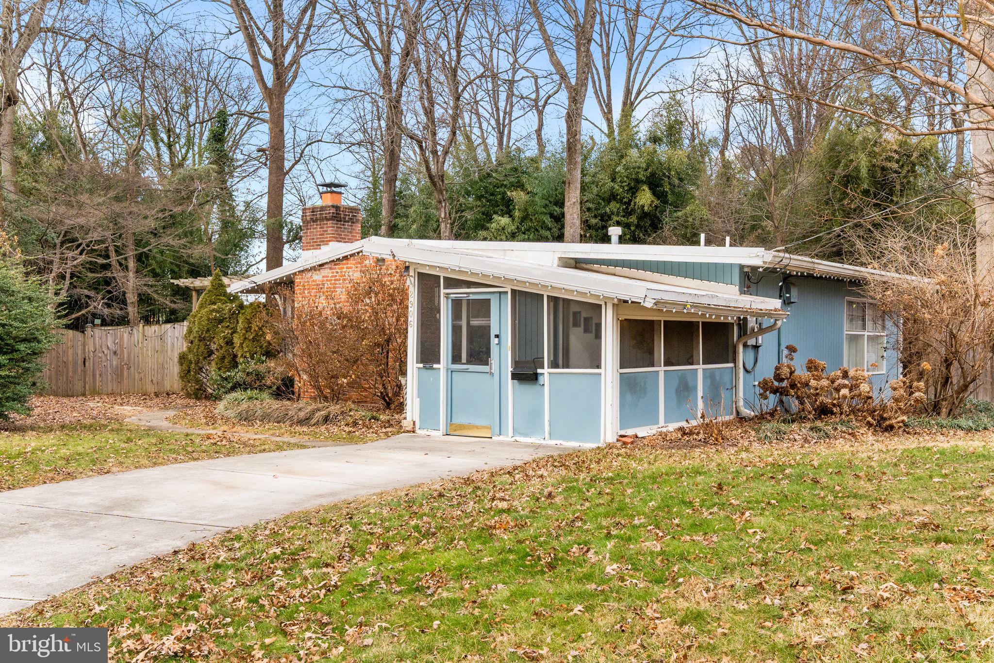 PINE SPRING - Residential